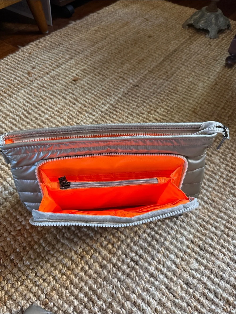 ⚜️ THINK ROLYN CROSSBODY BUM BAG W/ EXTRA POUCH METALLIC SILVER/ORANGE LINING ⚜️
